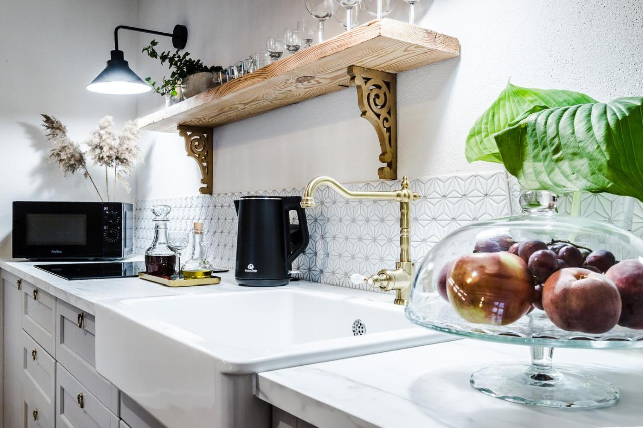 Uroczy Lazienna 5/4 Apartment Torun