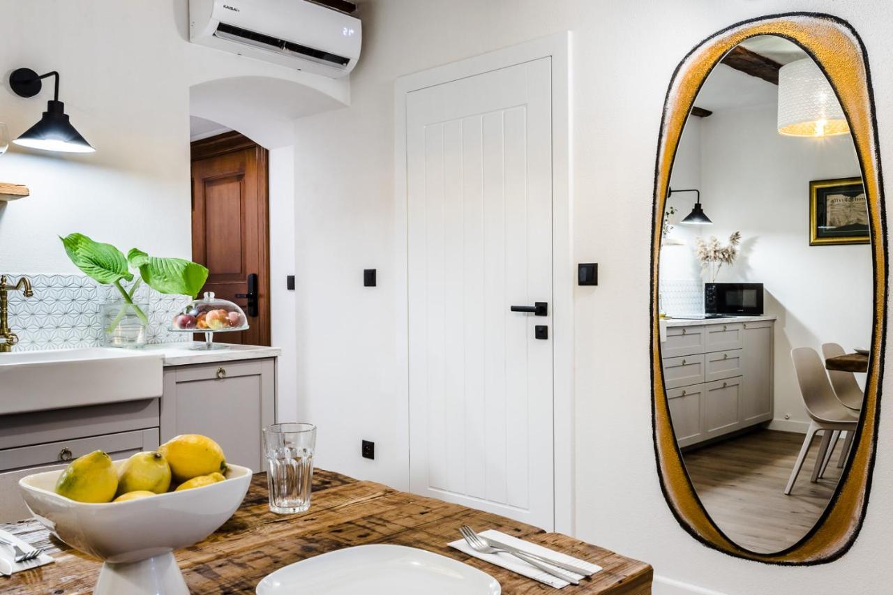 Uroczy Lazienna 5/4 Apartment Torun